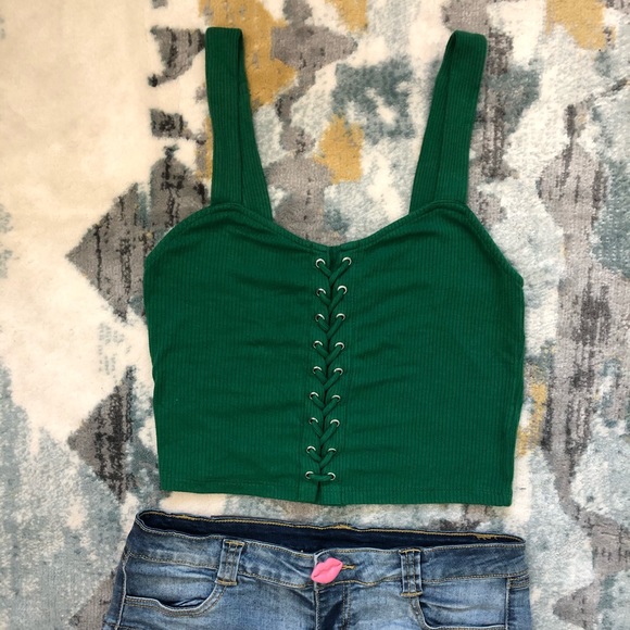 Green Top - Picture 2 of 3